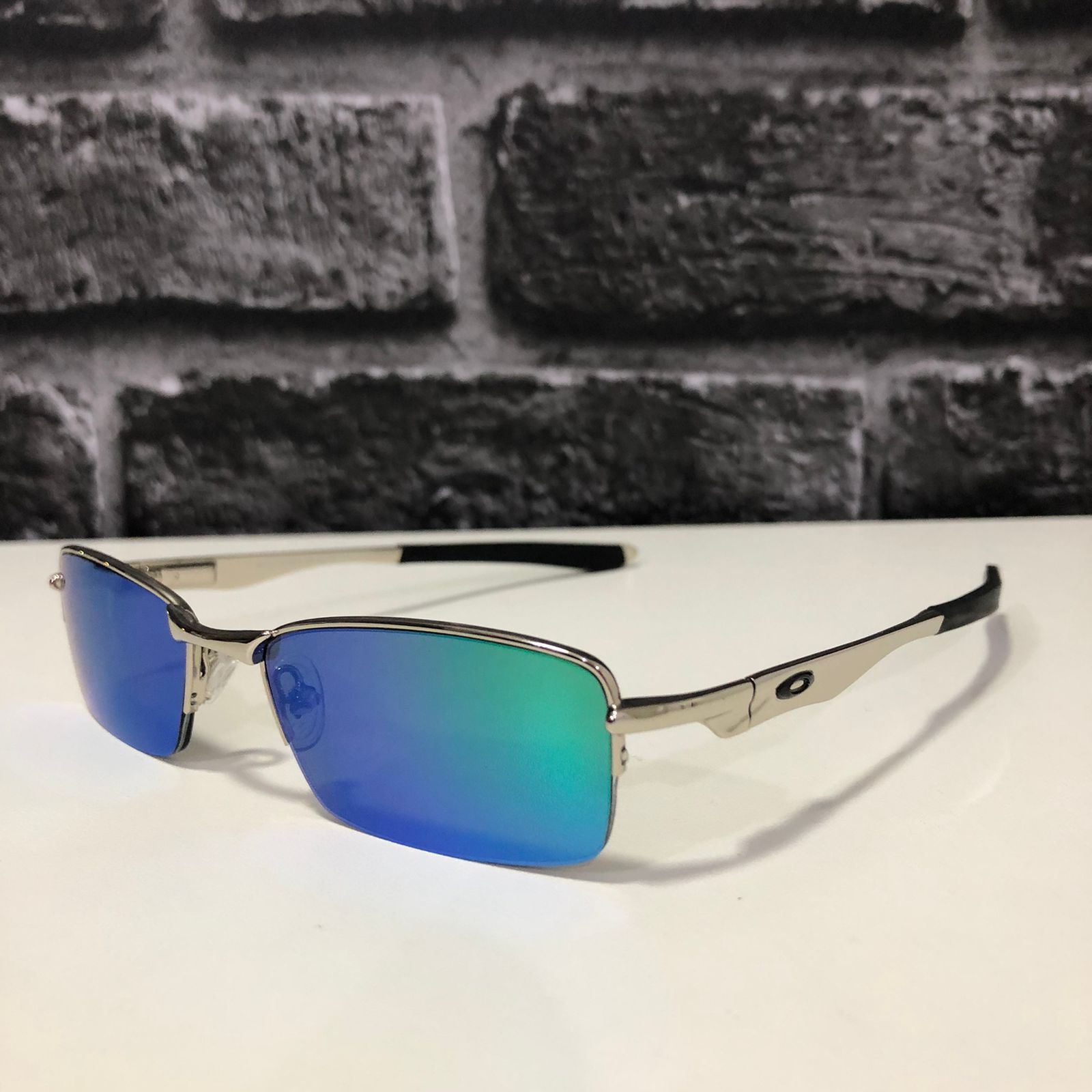 Óculos – Vilão Mandrake Prata Lente Azul Escuro – Estilo Gringo