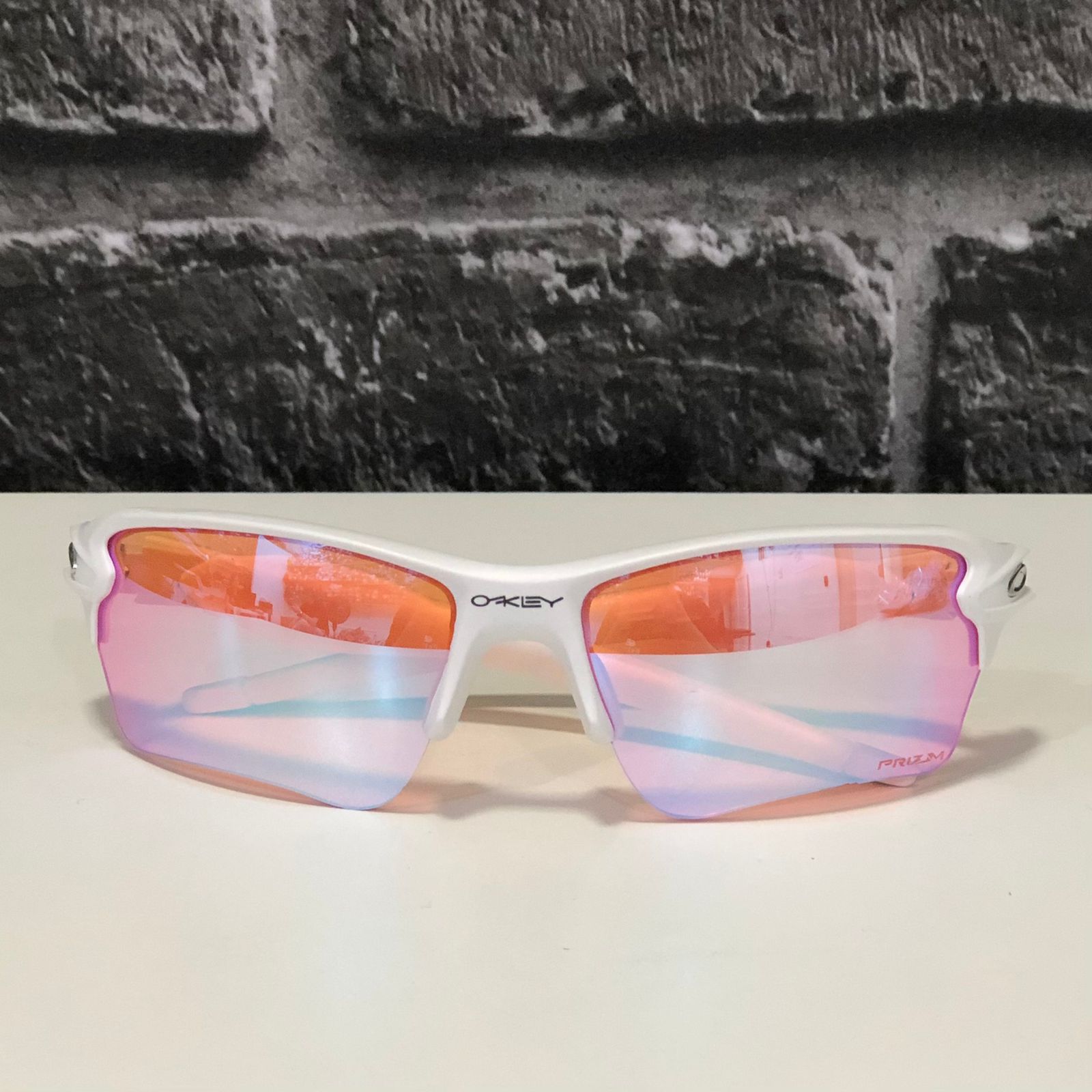 Óculos – Oakley Flak Jack Branco Lente Rosa Transparente – Estilo Gringo